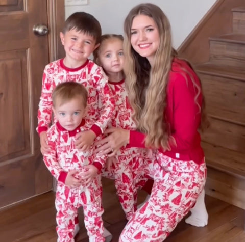 kids holiday pj's